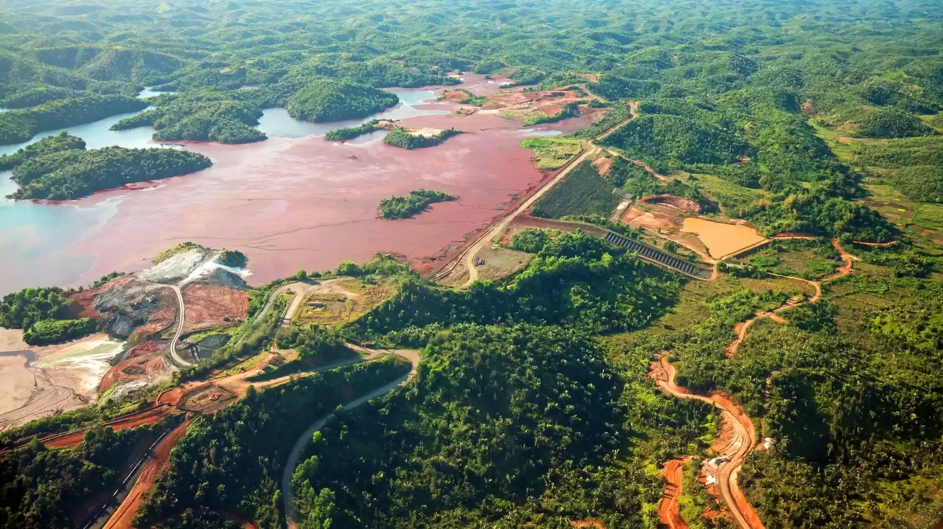Vanilla and spice sourcing operations in Madagascar